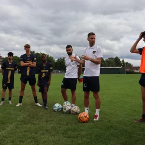 Hochleistungs-Fußballakademie England