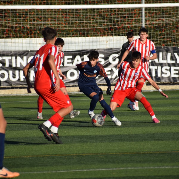 Posición y visión de juego en campamento de alto rendimiento Valencia