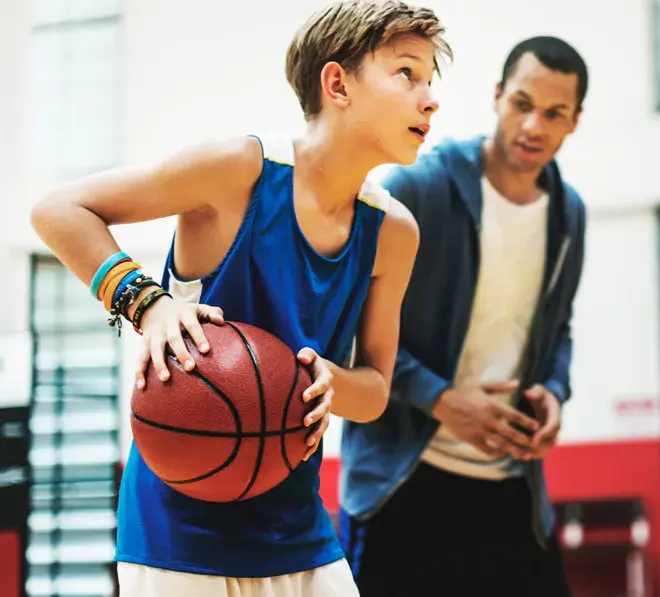 Baloncesto, ideal para el desarrollo de habilidades en los niños