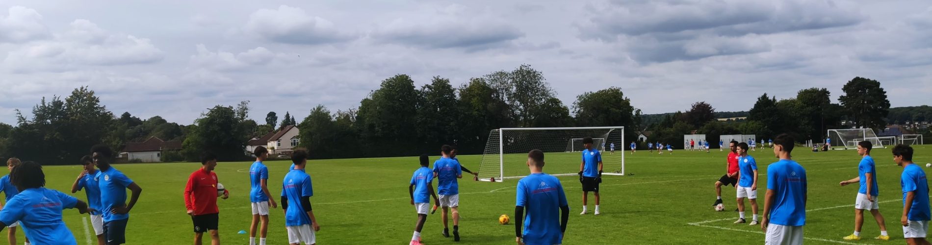 Entrenamientos en el Clinic de academias de Ertheo