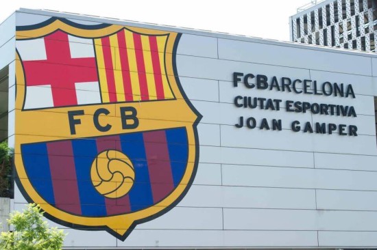 FCB Escola - Campamento de Fútbol Barcelona [Campus Barca 2026]