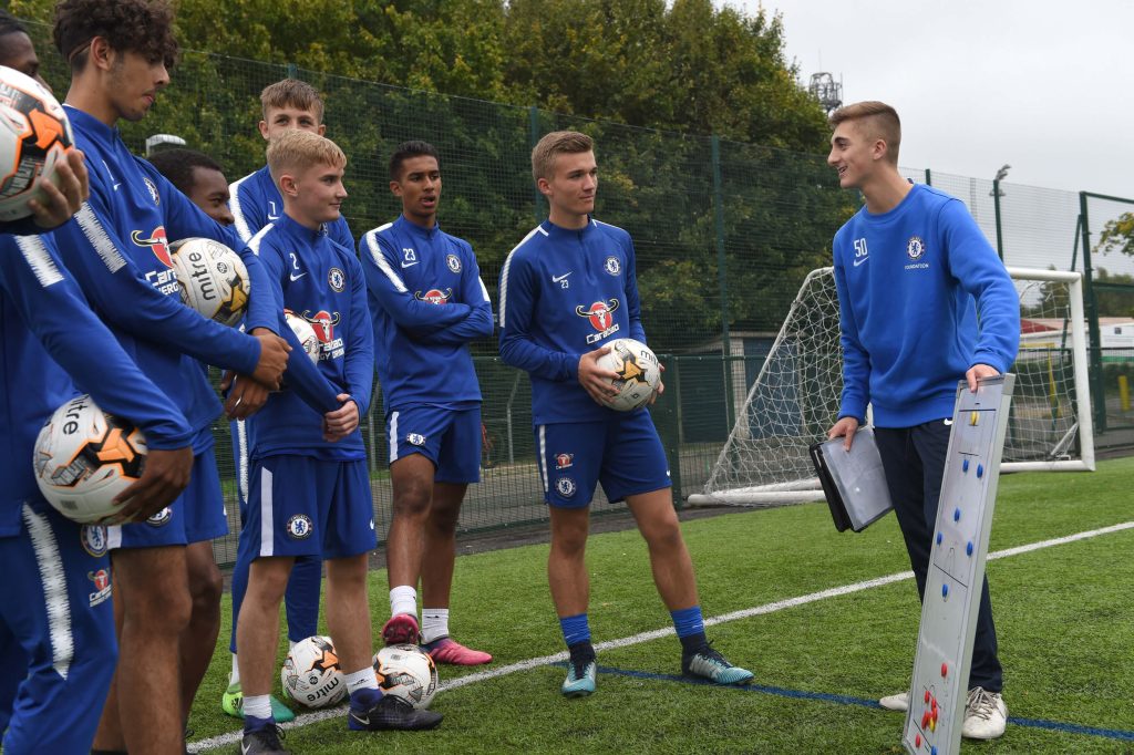 Entrenamiento en campamento de Chelsea FC en UK